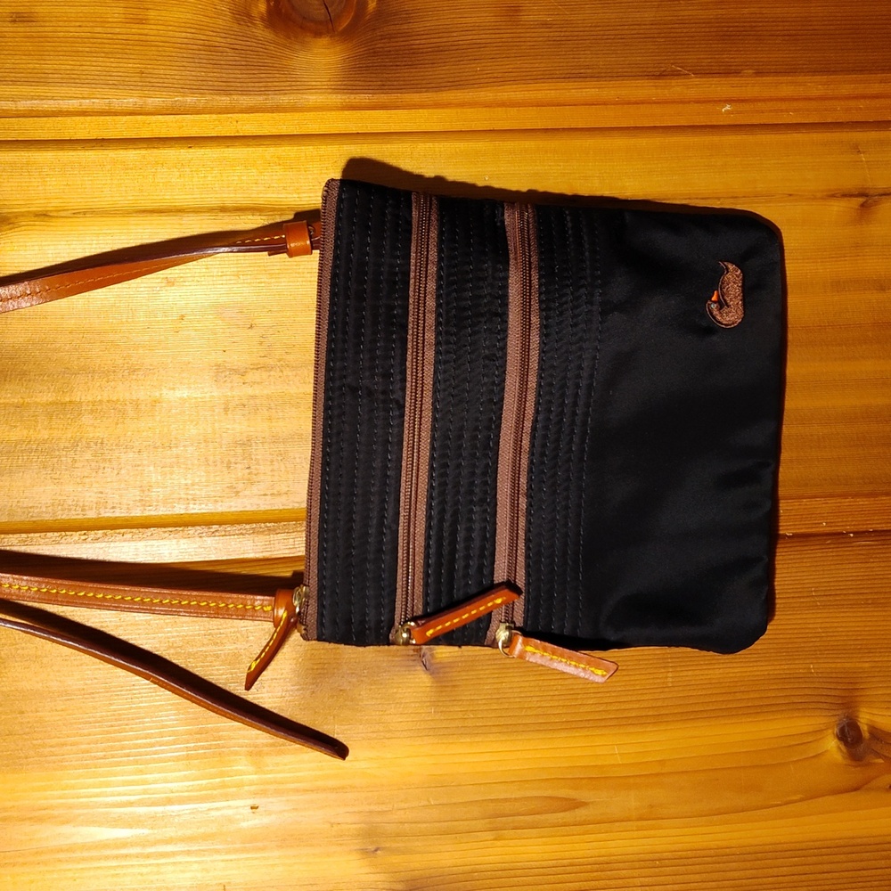 DOONEY & BOURKE  Black Nylon Crossbody~Pre Owned